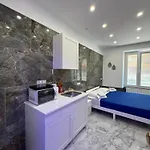 Luxor Eco Casa E Per Vacanze In Centro Piazza Bologna, Colosseo, Piazza Di Spagna, Vaticano, San Pietro, Sapienza, Fontana Di Trevi, Piazza Navona, Trastevere, Tiburtina, Termini, Aeroporto Bed and Breakfast 4*