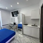 Bed and Breakfast Luxor Eco Casa E Per Vacanze In Centro Piazza Bologna, Colosseo, Piazza Di Spagna, Vaticano, San Pietro, Sapienza, Fontana Di Trevi, Piazza Navona, Trastevere, Tiburtina, Termini, Aeroporto Ρώμη
