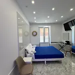 Bed and Breakfast Luxor Eco Casa E Per Vacanze In Centro Piazza Bologna, Colosseo, Piazza Di Spagna, Vaticano, San Pietro, Sapienza, Fontana Di Trevi, Piazza Navona, Trastevere, Tiburtina, Termini, Aeroporto 4*