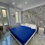 Bed and Breakfast Luxor Eco Casa E Per Vacanze In Centro Piazza Bologna, Colosseo, Piazza Di Spagna, Vaticano, San Pietro, Sapienza, Fontana Di Trevi, Piazza Navona, Trastevere, Tiburtina, Termini, Aeroporto 4*