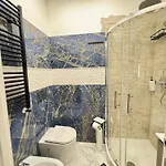 Bed and Breakfast Luxor Eco Casa E Per Vacanze In Centro Piazza Bologna, Colosseo, Piazza Di Spagna, Vaticano, San Pietro, Sapienza, Fontana Di Trevi, Piazza Navona, Trastevere, Tiburtina, Termini, Aeroporto 4*