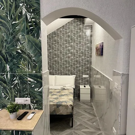 Luxor Eco Casa E Per Vacanze In Centro Piazza Bologna, Colosseo, Piazza Di Spagna, Vaticano, San Pietro, Sapienza, Fontana Di Trevi, Piazza Navona, Trastevere, Tiburtina, Termini, Aeroporto Rome