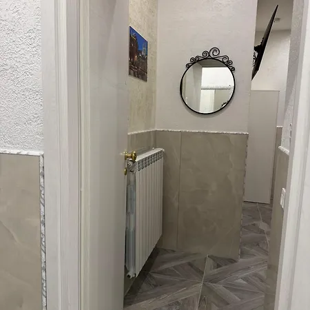 Luxor Eco Casa E Per Vacanze In Centro Piazza Bologna, Colosseo, Piazza Di Spagna, Vaticano, San Pietro, Sapienza, Fontana Di Trevi, Piazza Navona, Trastevere, Tiburtina, Termini, Aeroporto 4*