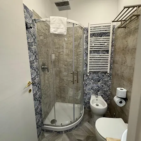 Luxor Eco Casa E Per Vacanze In Centro Piazza Bologna, Colosseo, Piazza Di Spagna, Vaticano, San Pietro, Sapienza, Fontana Di Trevi, Piazza Navona, Trastevere, Tiburtina, Termini, Aeroporto Отель типа 