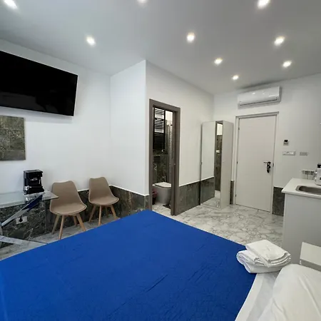 Luxor Eco Casa E Per Vacanze In Centro Piazza Bologna, Colosseo, Piazza Di Spagna, Vaticano, San Pietro, Sapienza, Fontana Di Trevi, Piazza Navona, Trastevere, Tiburtina, Termini, Aeroporto Bed and breakfast Roma