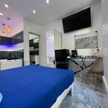 Luxor Eco Casa E Per Vacanze In Centro Piazza Bologna, Colosseo, Piazza Di Spagna, Vaticano, San Pietro, Sapienza, Fontana Di Trevi, Piazza Navona, Trastevere, Tiburtina, Termini, Aeroporto Bed and breakfast