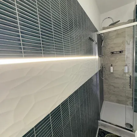 Bed and breakfast Luxor Eco Casa E Per Vacanze In Centro Piazza Bologna, Colosseo, Piazza Di Spagna, Vaticano, San Pietro, Sapienza, Fontana Di Trevi, Piazza Navona, Trastevere, Tiburtina, Termini, Aeroporto Roma