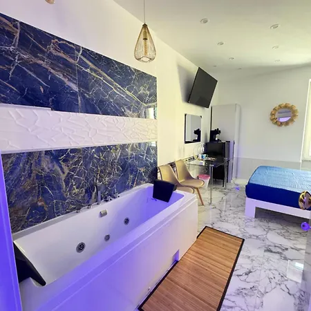 Luxor Eco Casa E Per Vacanze In Centro Piazza Bologna, Colosseo, Piazza Di Spagna, Vaticano, San Pietro, Sapienza, Fontana Di Trevi, Piazza Navona, Trastevere, Tiburtina, Termini, Aeroporto Bed and breakfast 4*