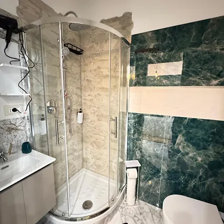 Bed and breakfast Luxor Eco Casa E Per Vacanze In Centro Piazza Bologna, Colosseo, Piazza Di Spagna, Vaticano, San Pietro, Sapienza, Fontana Di Trevi, Piazza Navona, Trastevere, Tiburtina, Termini, Aeroporto 4*