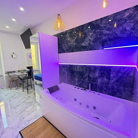 Luxor Eco Casa E Per Vacanze In Centro Piazza Bologna, Colosseo, Piazza Di Spagna, Vaticano, San Pietro, Sapienza, Fontana Di Trevi, Piazza Navona, Trastevere, Tiburtina, Termini, Aeroporto Roma