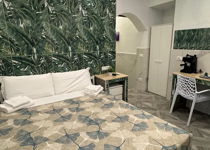 Luxor Eco Casa E Per Vacanze In Centro Piazza Bologna, Colosseo, Piazza Di Spagna, Vaticano, San Pietro, Sapienza, Fontana Di Trevi, Piazza Navona, Trastevere, Tiburtina, Termini, Aeroporto Roma