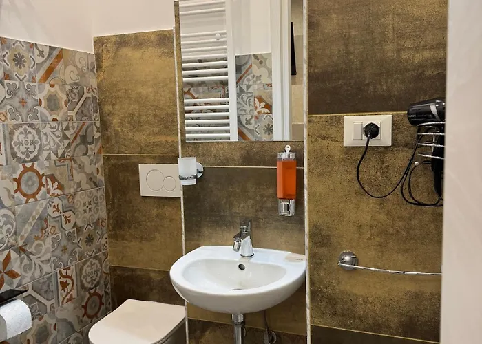 Bed and breakfast Luxor Eco Casa E Per Vacanze In Centro Piazza Bologna, Colosseo, Piazza Di Spagna, Vaticano, San Pietro, Sapienza, Fontana Di Trevi, Piazza Navona, Trastevere, Tiburtina, Termini, Aeroporto 4*