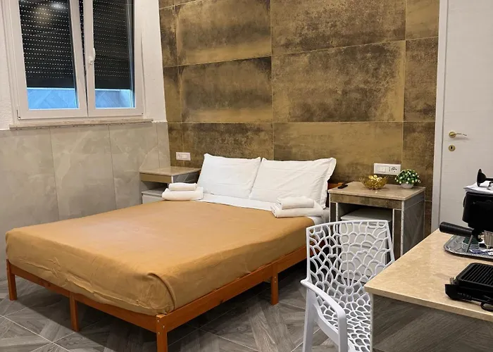 Luxor Eco Casa E Per Vacanze In Centro Piazza Bologna, Colosseo, Piazza Di Spagna, Vaticano, San Pietro, Sapienza, Fontana Di Trevi, Piazza Navona, Trastevere, Tiburtina, Termini, Aeroporto Roma