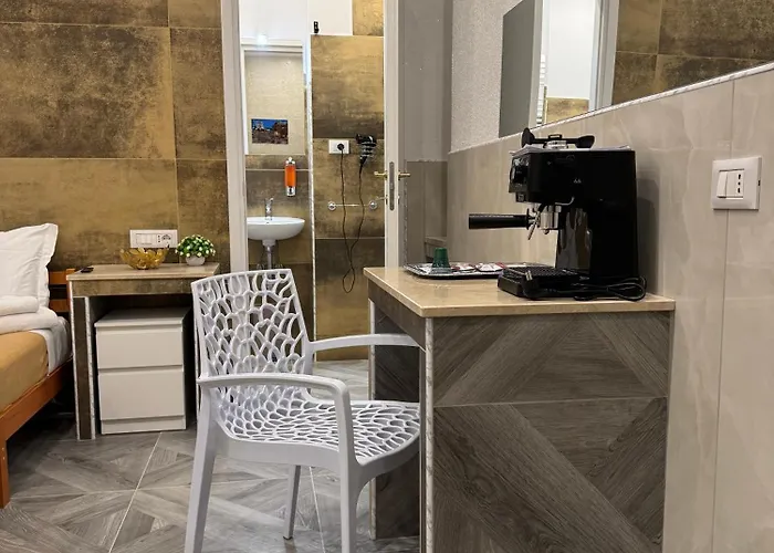 Luxor Eco Casa E Per Vacanze In Centro Piazza Bologna, Colosseo, Piazza Di Spagna, Vaticano, San Pietro, Sapienza, Fontana Di Trevi, Piazza Navona, Trastevere, Tiburtina, Termini, Aeroporto 4* Roma