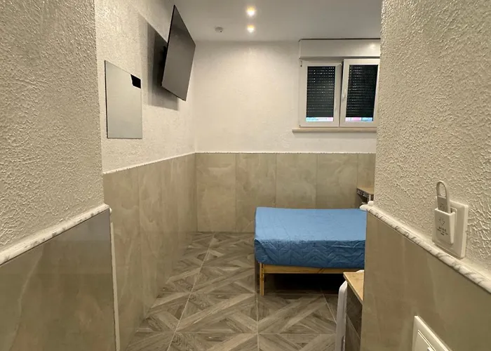 Bed and breakfast Luxor Eco Casa E Per Vacanze In Centro Piazza Bologna, Colosseo, Piazza Di Spagna, Vaticano, San Pietro, Sapienza, Fontana Di Trevi, Piazza Navona, Trastevere, Tiburtina, Termini, Aeroporto