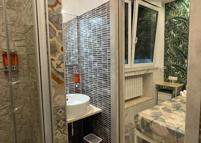 Luxor Eco Casa E Per Vacanze In Centro Piazza Bologna, Colosseo, Piazza Di Spagna, Vaticano, San Pietro, Sapienza, Fontana Di Trevi, Piazza Navona, Trastevere, Tiburtina, Termini, Aeroporto Bed and breakfast 4*