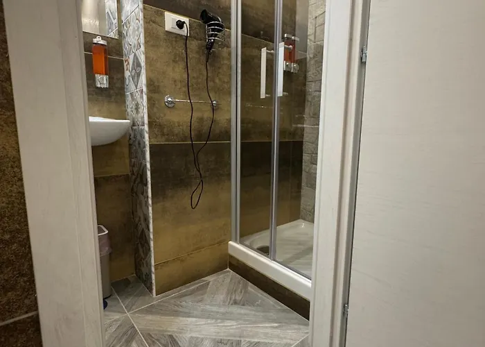 Luxor Eco Casa E Per Vacanze In Centro Piazza Bologna, Colosseo, Piazza Di Spagna, Vaticano, San Pietro, Sapienza, Fontana Di Trevi, Piazza Navona, Trastevere, Tiburtina, Termini, Aeroporto Bed and breakfast Roma