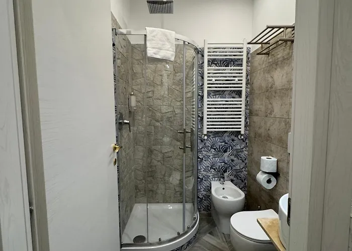 Luxor Eco Casa E Per Vacanze In Centro Piazza Bologna, Colosseo, Piazza Di Spagna, Vaticano, San Pietro, Sapienza, Fontana Di Trevi, Piazza Navona, Trastevere, Tiburtina, Termini, Aeroporto 4* Roma