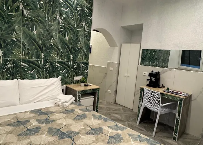 Bed and breakfast Luxor Eco Casa E Per Vacanze In Centro Piazza Bologna, Colosseo, Piazza Di Spagna, Vaticano, San Pietro, Sapienza, Fontana Di Trevi, Piazza Navona, Trastevere, Tiburtina, Termini, Aeroporto 4*