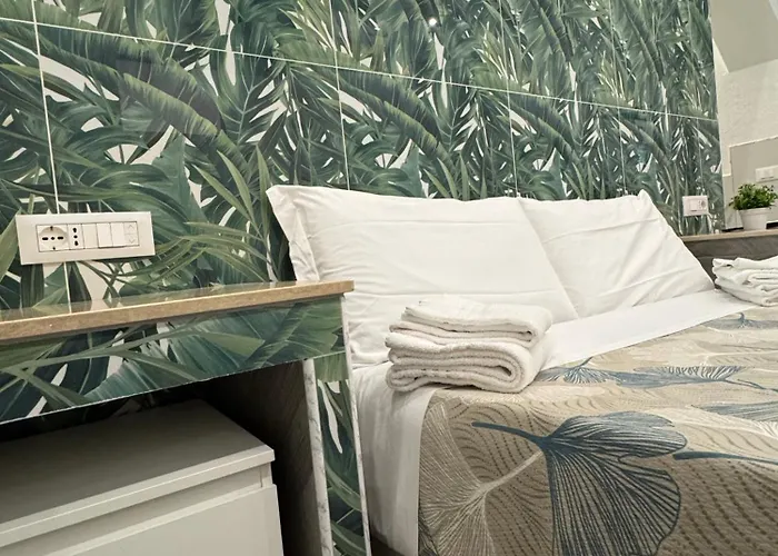 Luxor Eco Casa E Per Vacanze In Centro Piazza Bologna, Colosseo, Piazza Di Spagna, Vaticano, San Pietro, Sapienza, Fontana Di Trevi, Piazza Navona, Trastevere, Tiburtina, Termini, Aeroporto Bed and breakfast