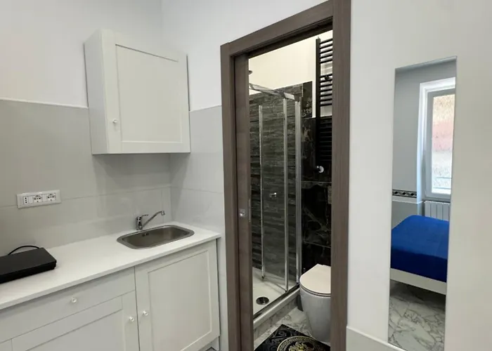 Luxor Eco Casa E Per Vacanze In Centro Piazza Bologna, Colosseo, Piazza Di Spagna, Vaticano, San Pietro, Sapienza, Fontana Di Trevi, Piazza Navona, Trastevere, Tiburtina, Termini, Aeroporto Couette-café Rome