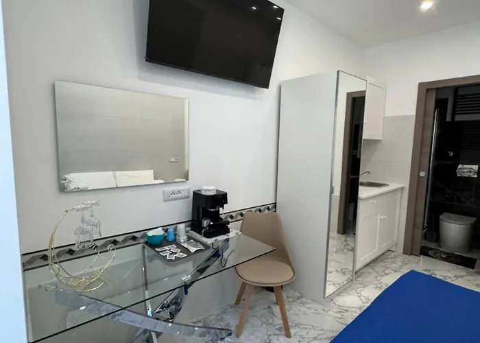 Couette-café Luxor Eco Casa E Per Vacanze In Centro Piazza Bologna, Colosseo, Piazza Di Spagna, Vaticano, San Pietro, Sapienza, Fontana Di Trevi, Piazza Navona, Trastevere, Tiburtina, Termini, Aeroporto Rome