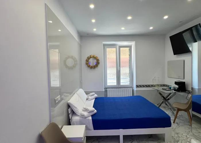 Couette-café Luxor Eco Casa E Per Vacanze In Centro Piazza Bologna, Colosseo, Piazza Di Spagna, Vaticano, San Pietro, Sapienza, Fontana Di Trevi, Piazza Navona, Trastevere, Tiburtina, Termini, Aeroporto 4*