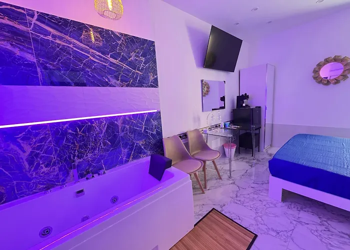 Couette-café Luxor Eco Casa E Per Vacanze In Centro Piazza Bologna, Colosseo, Piazza Di Spagna, Vaticano, San Pietro, Sapienza, Fontana Di Trevi, Piazza Navona, Trastevere, Tiburtina, Termini, Aeroporto Rome