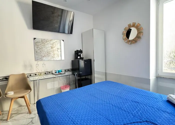 Luxor Eco Casa E Per Vacanze In Centro Piazza Bologna, Colosseo, Piazza Di Spagna, Vaticano, San Pietro, Sapienza, Fontana Di Trevi, Piazza Navona, Trastevere, Tiburtina, Termini, Aeroporto