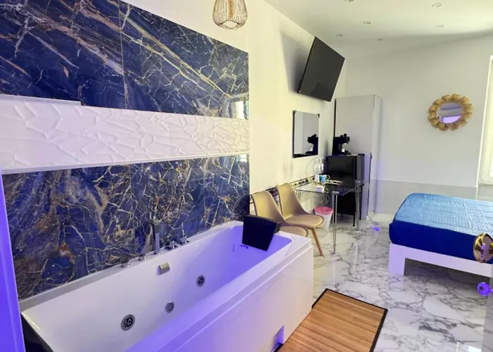 Luxor Eco Casa E Per Vacanze In Centro Piazza Bologna, Colosseo, Piazza Di Spagna, Vaticano, San Pietro, Sapienza, Fontana Di Trevi, Piazza Navona, Trastevere, Tiburtina, Termini, Aeroporto Couette-café 4*