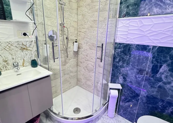 Couette-café Luxor Eco Casa E Per Vacanze In Centro Piazza Bologna, Colosseo, Piazza Di Spagna, Vaticano, San Pietro, Sapienza, Fontana Di Trevi, Piazza Navona, Trastevere, Tiburtina, Termini, Aeroporto