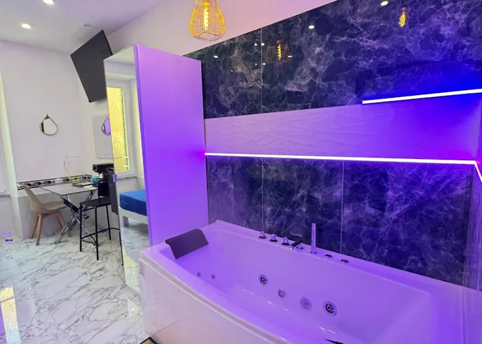 Luxor Eco Casa E Per Vacanze In Centro Piazza Bologna, Colosseo, Piazza Di Spagna, Vaticano, San Pietro, Sapienza, Fontana Di Trevi, Piazza Navona, Trastevere, Tiburtina, Termini, Aeroporto Rome